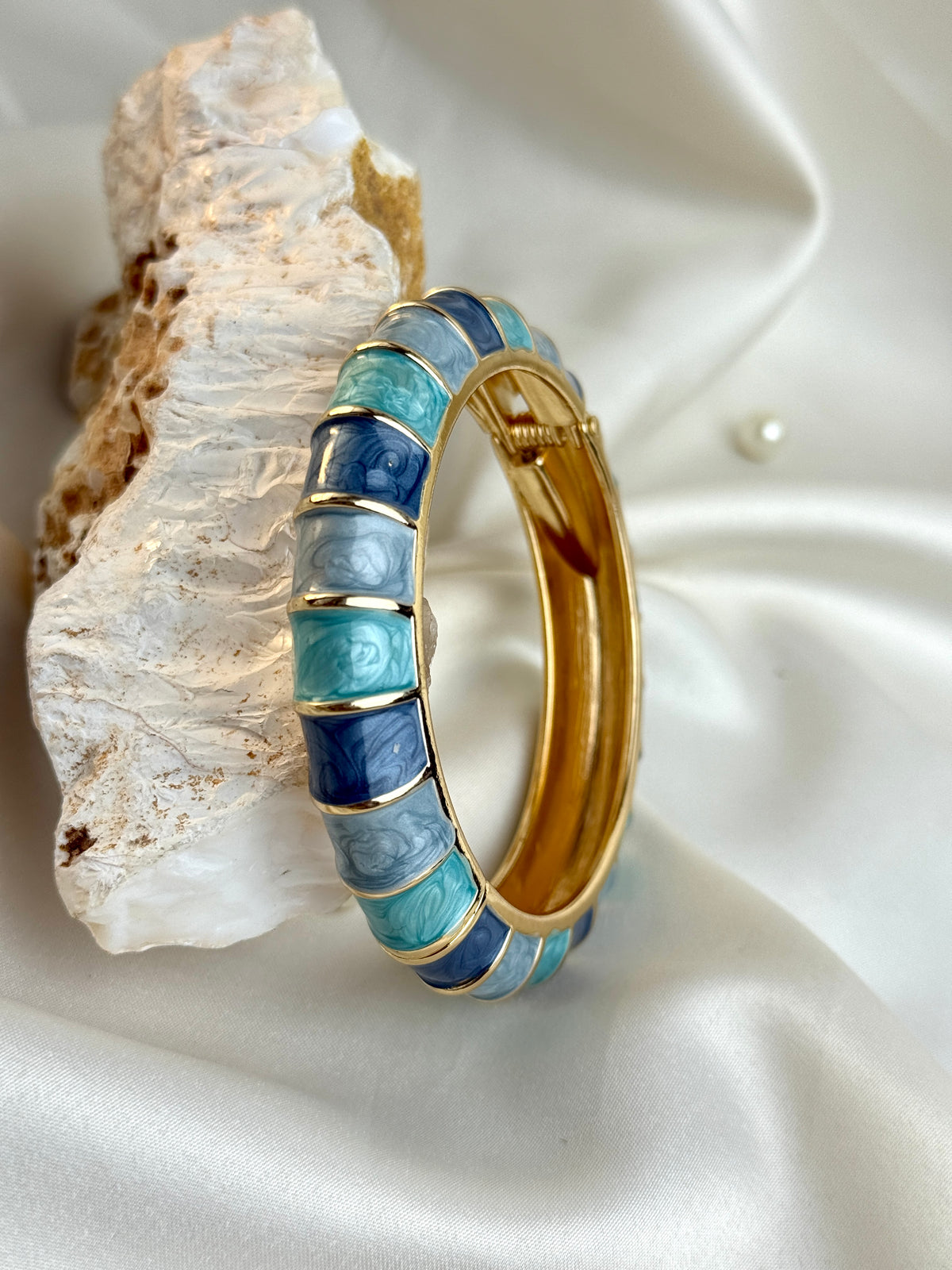 Multicolor Striped Enamel Kada