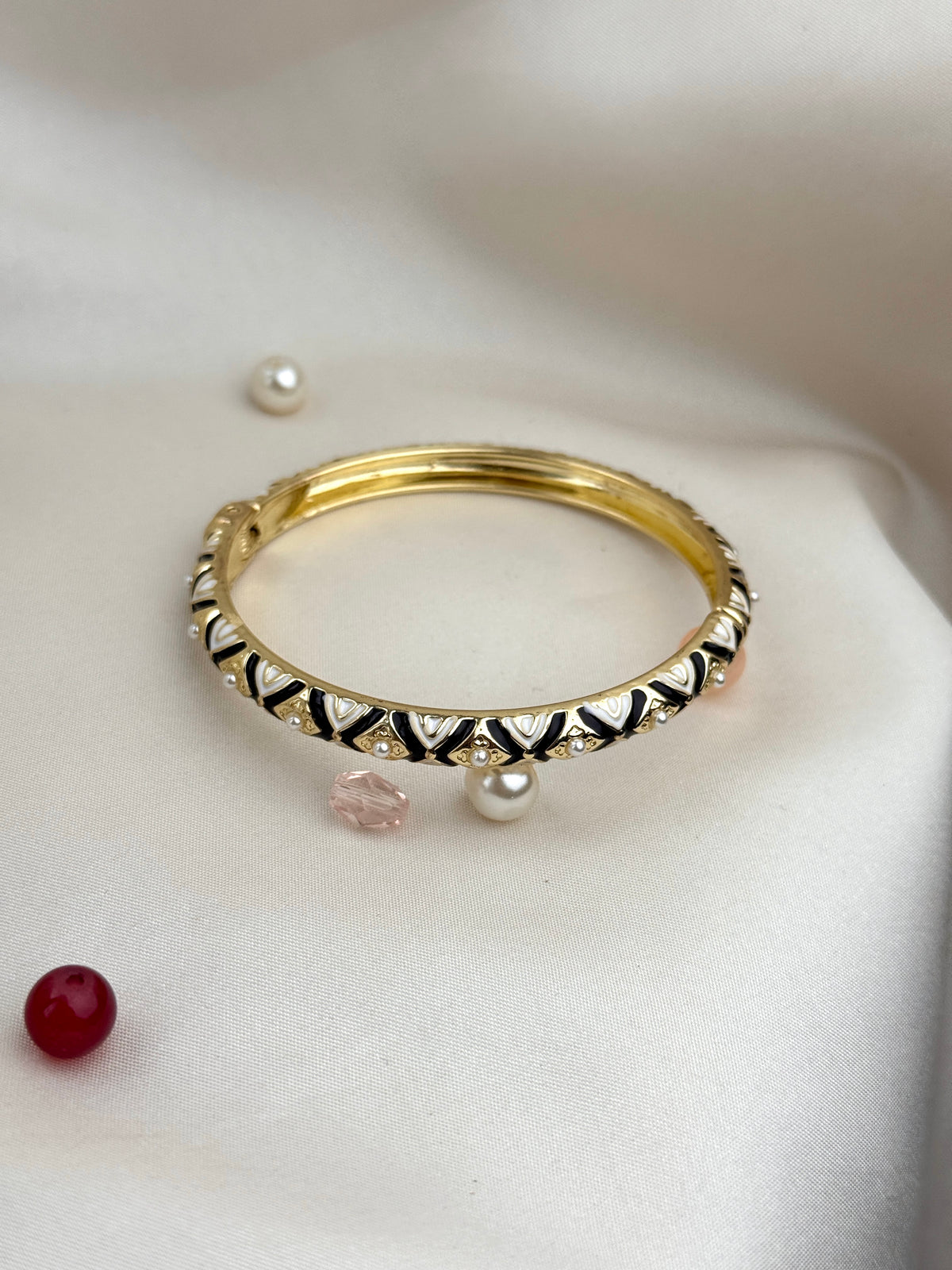 Premium Designer Meenakari Kada with Intricate Pearl