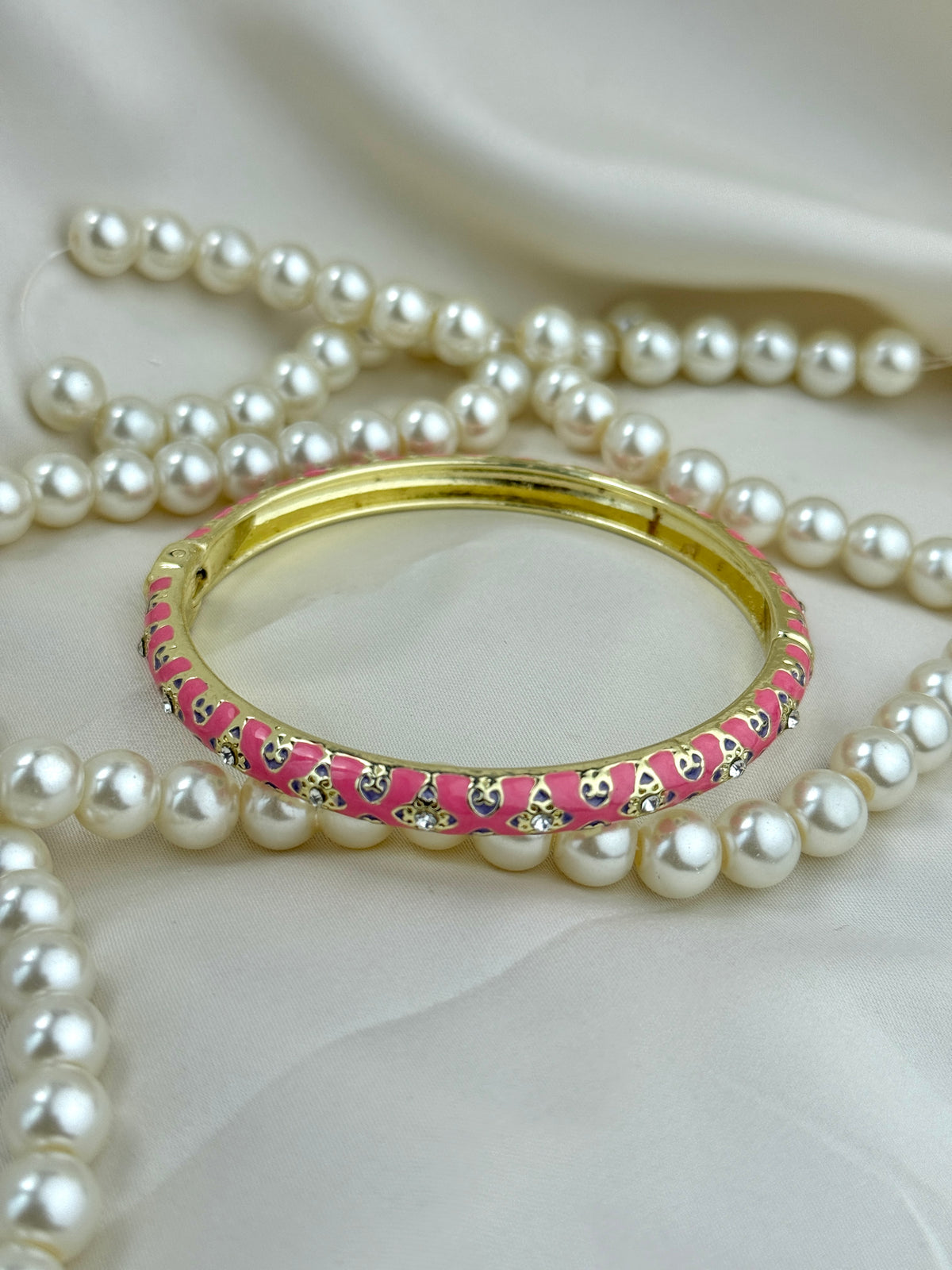 Gulnaar Royale Meenakari Kada