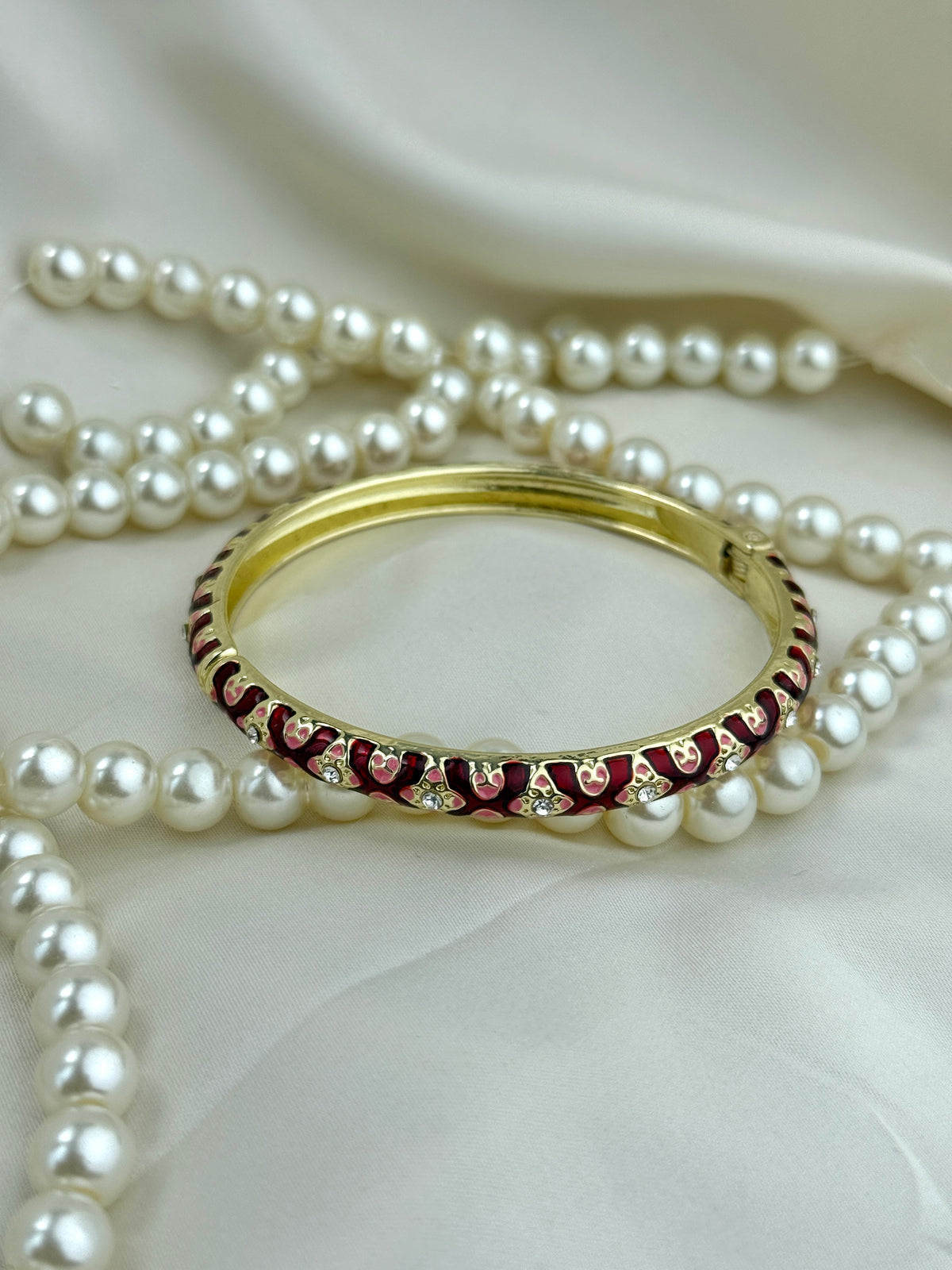 Gulnaar Royale Meenakari Kada