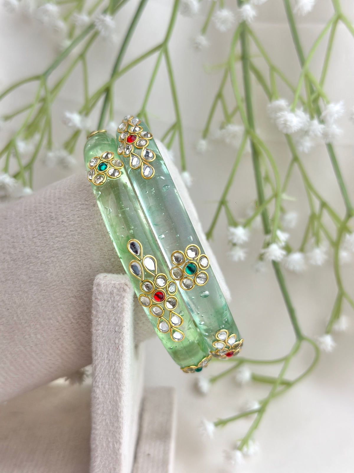 Kundan Studded Meenakari Glass Bangle