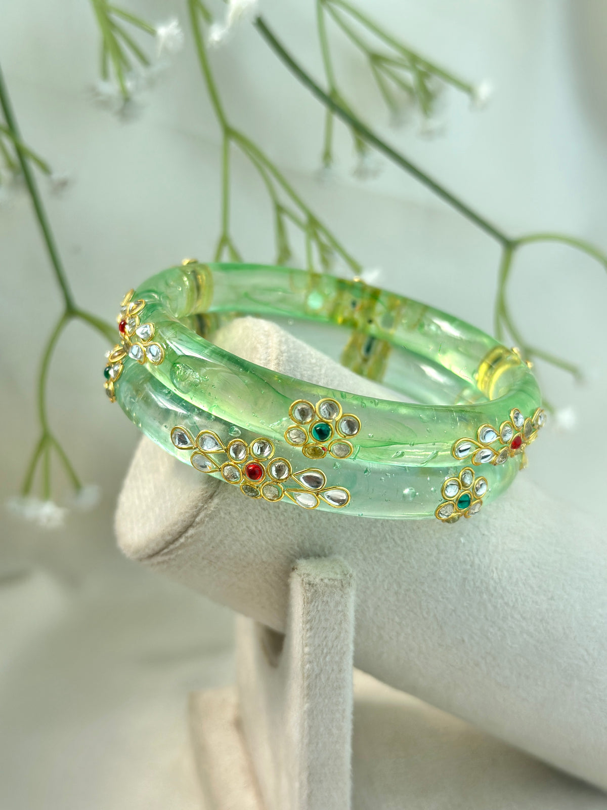 Kundan Studded Meenakari Glass Bangle
