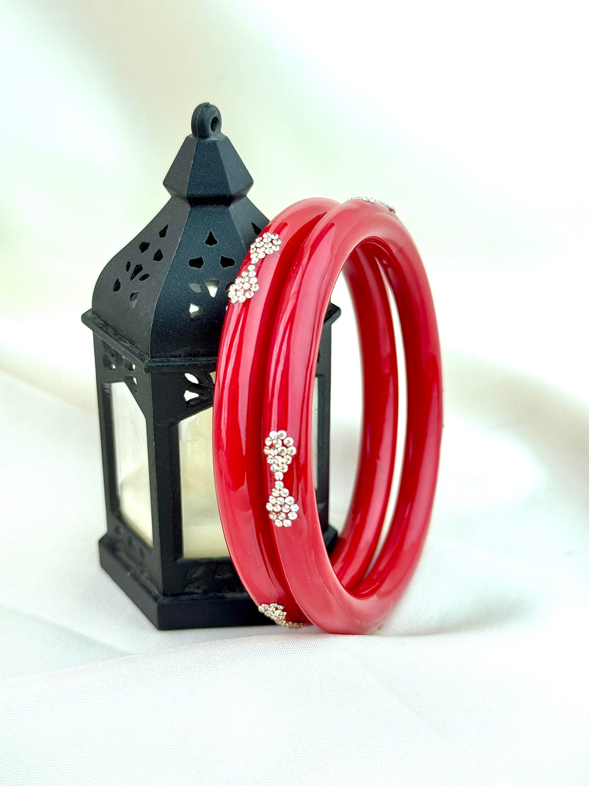 Elegant Onex Stone-Detail Bangles