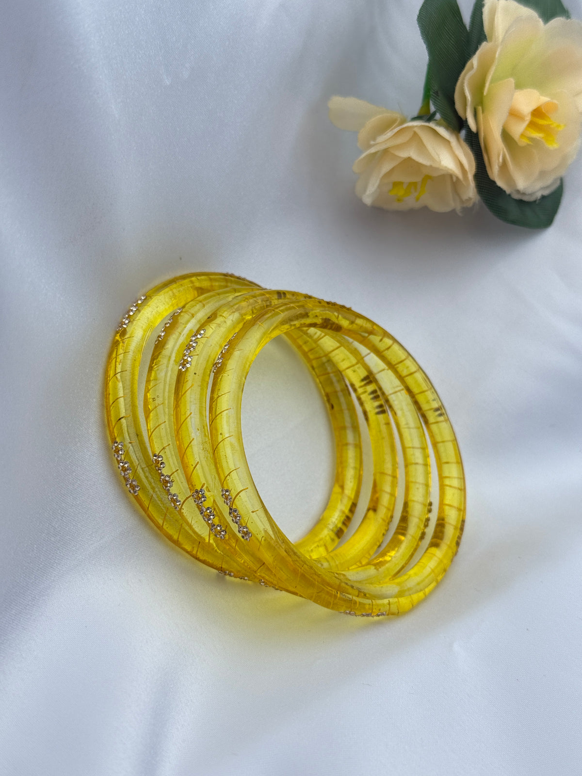 AMBER YELLOW GLASS BANGLE 4 PCS SET