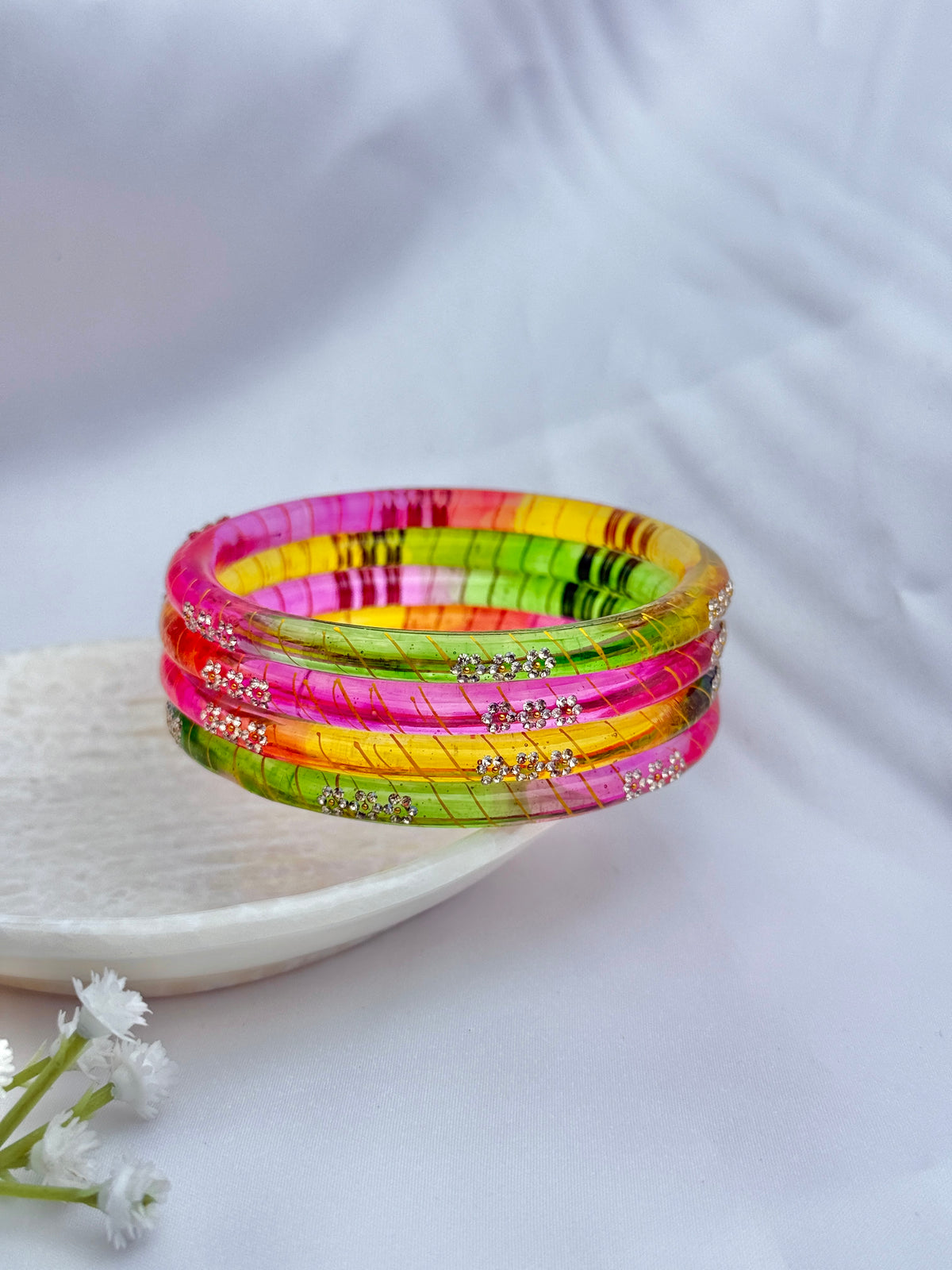 LIGHT MULTI GLASS BANGLES 4 PCS SET