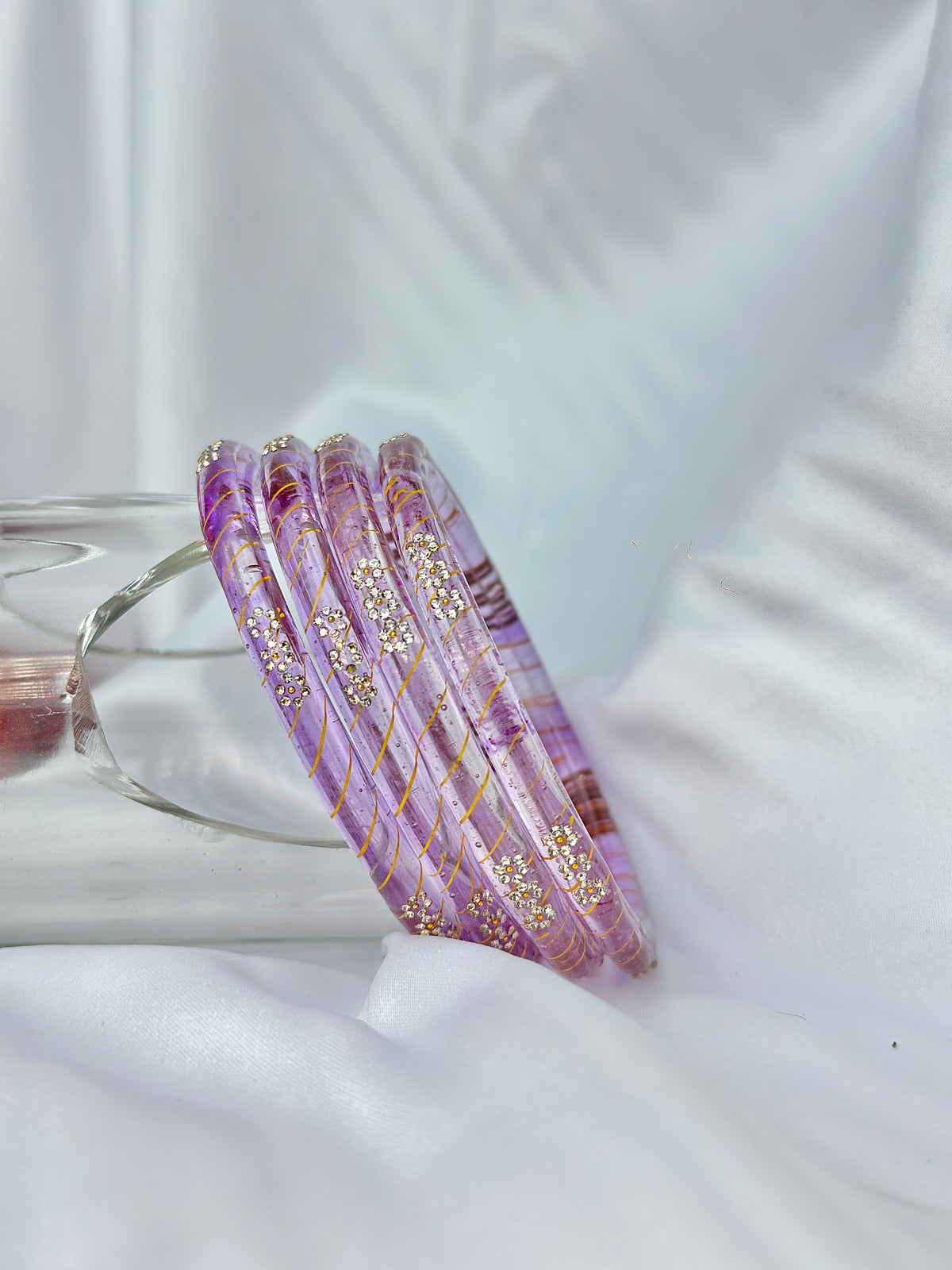 LAVENDER PURPLE GLASS BANGLES 4 PCS SET