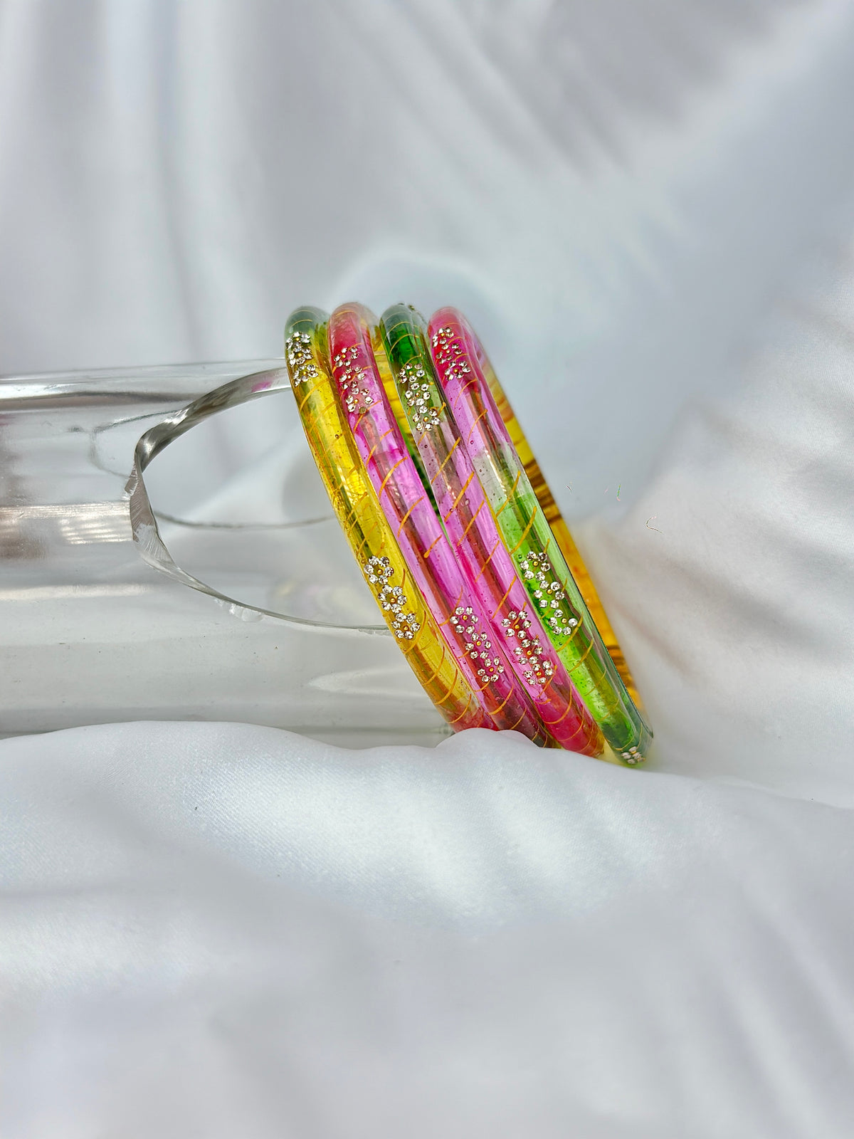 LIGHT MULTI GLASS BANGLES 4 PCS SET