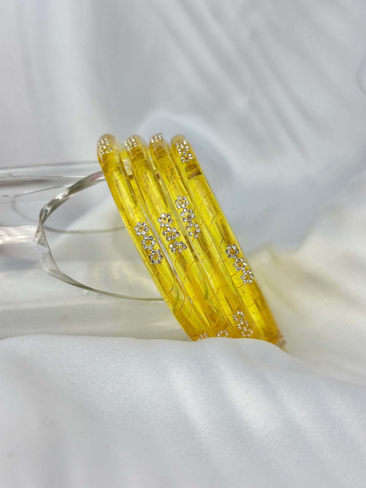 AMBER YELLOW GLASS BANGLE 4 PCS SET