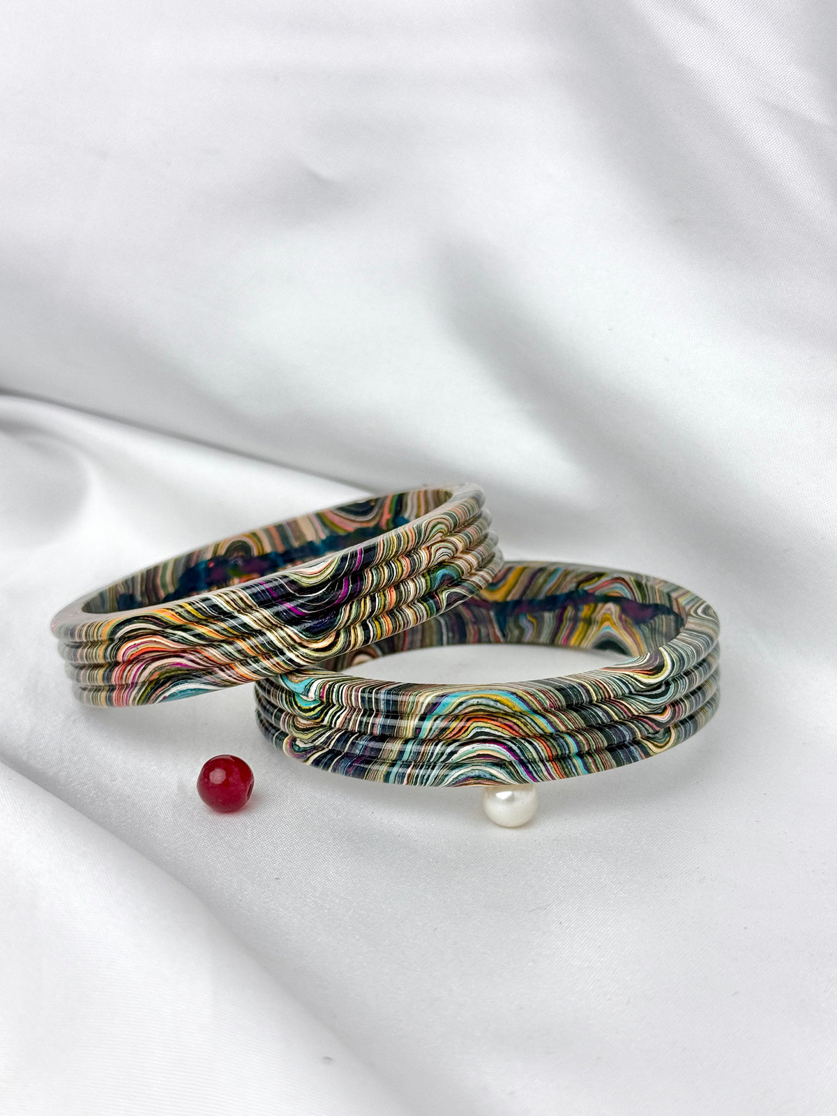 Gulzar Lac Chudiyaan – Vibrant Traditional Bangle(2 pcs set)