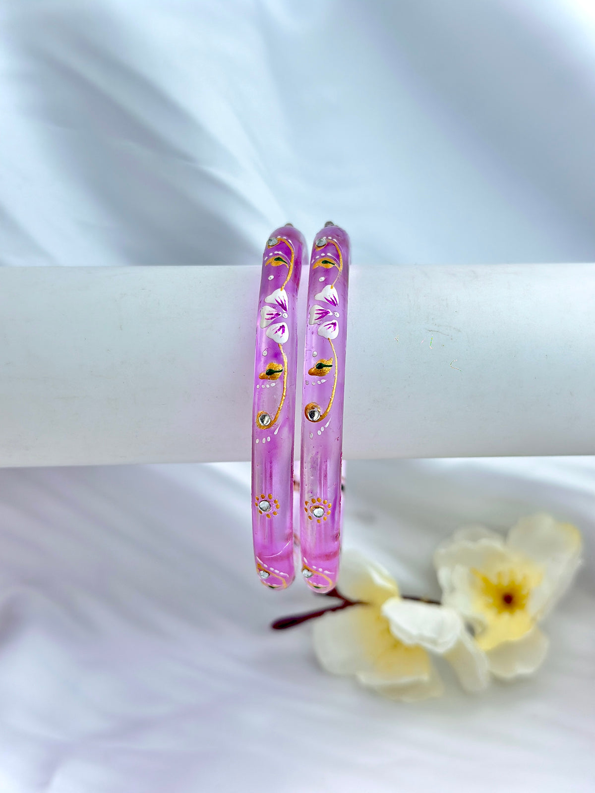 Floral Elegance handcrafted bangle (2pcs set)