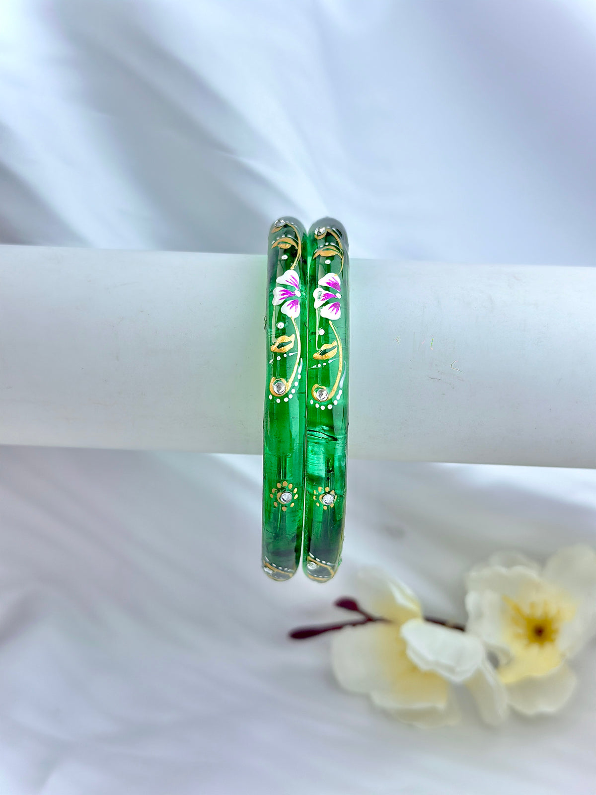 Floral Elegance handcrafted bangle (2pcs set)