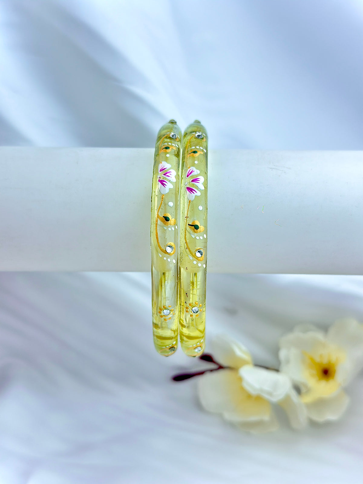 Floral Elegance handcrafted bangle (2pcs set)
