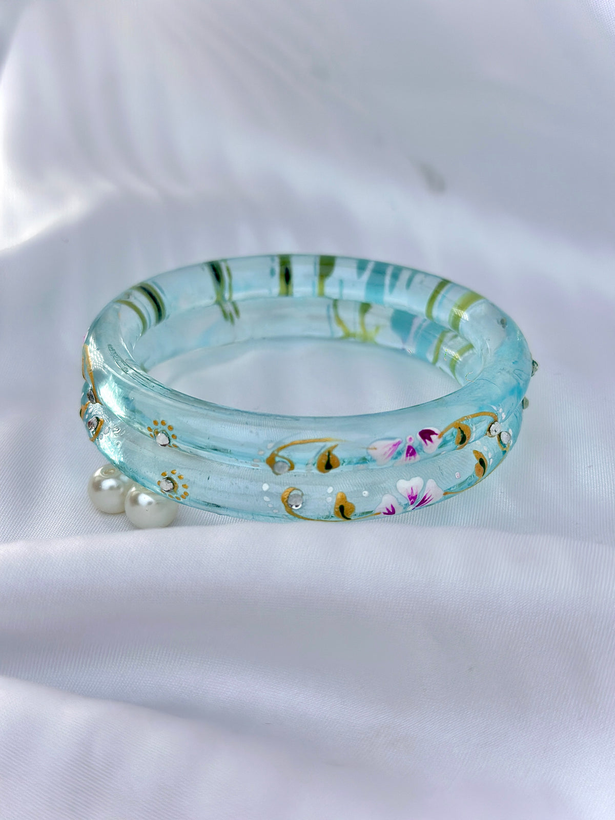 Floral Elegance handcrafted bangle (2pcs set)