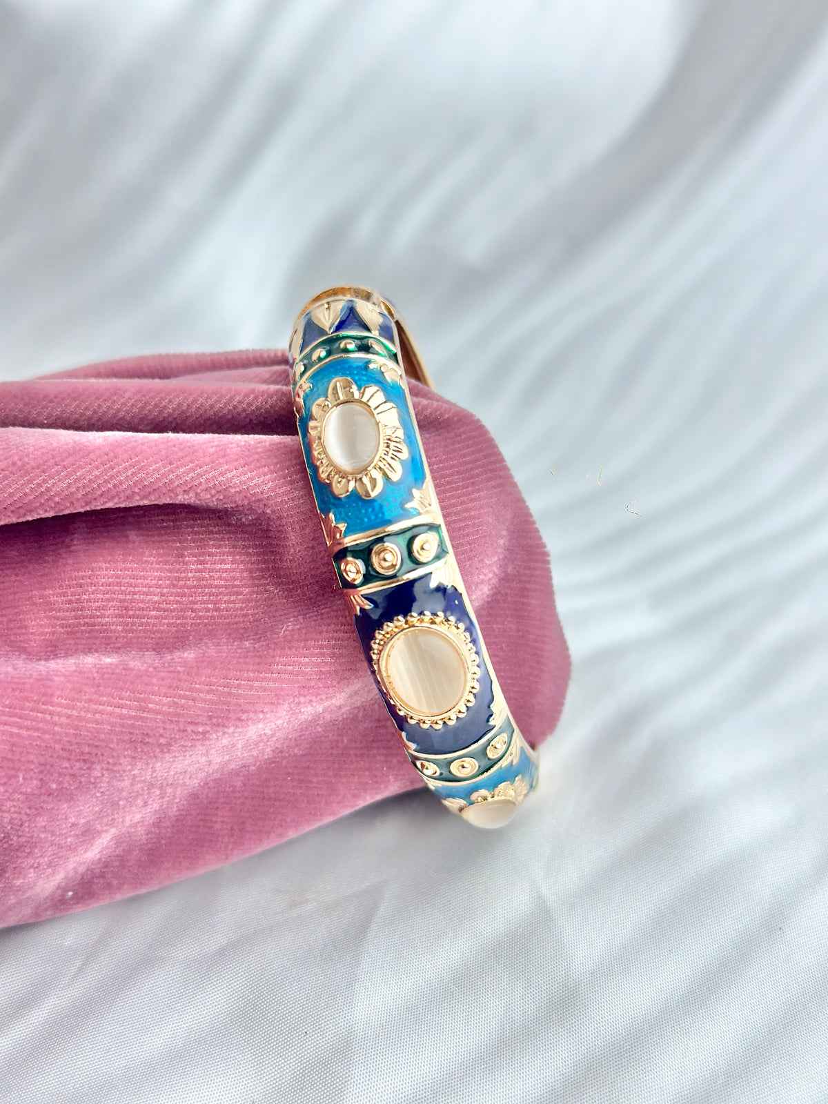Style Enamel Hinged Bangle Bracelet with Cabochon Accents